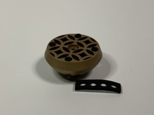 flos輪台座シール貼り付け後